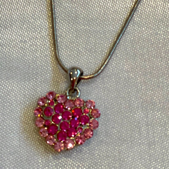 Women’s Necklace - Picture 2 of 2